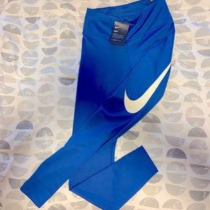 Nike tight fit leggings